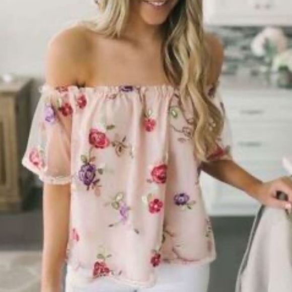 BB Dakota Stussi Off Shoulder Embroidered Top - Picture 3 of 7